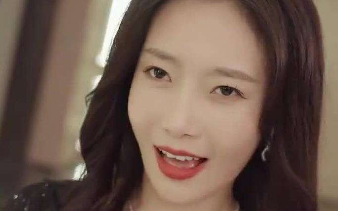 重生后绝色女总裁哭着求复合 第1-20集