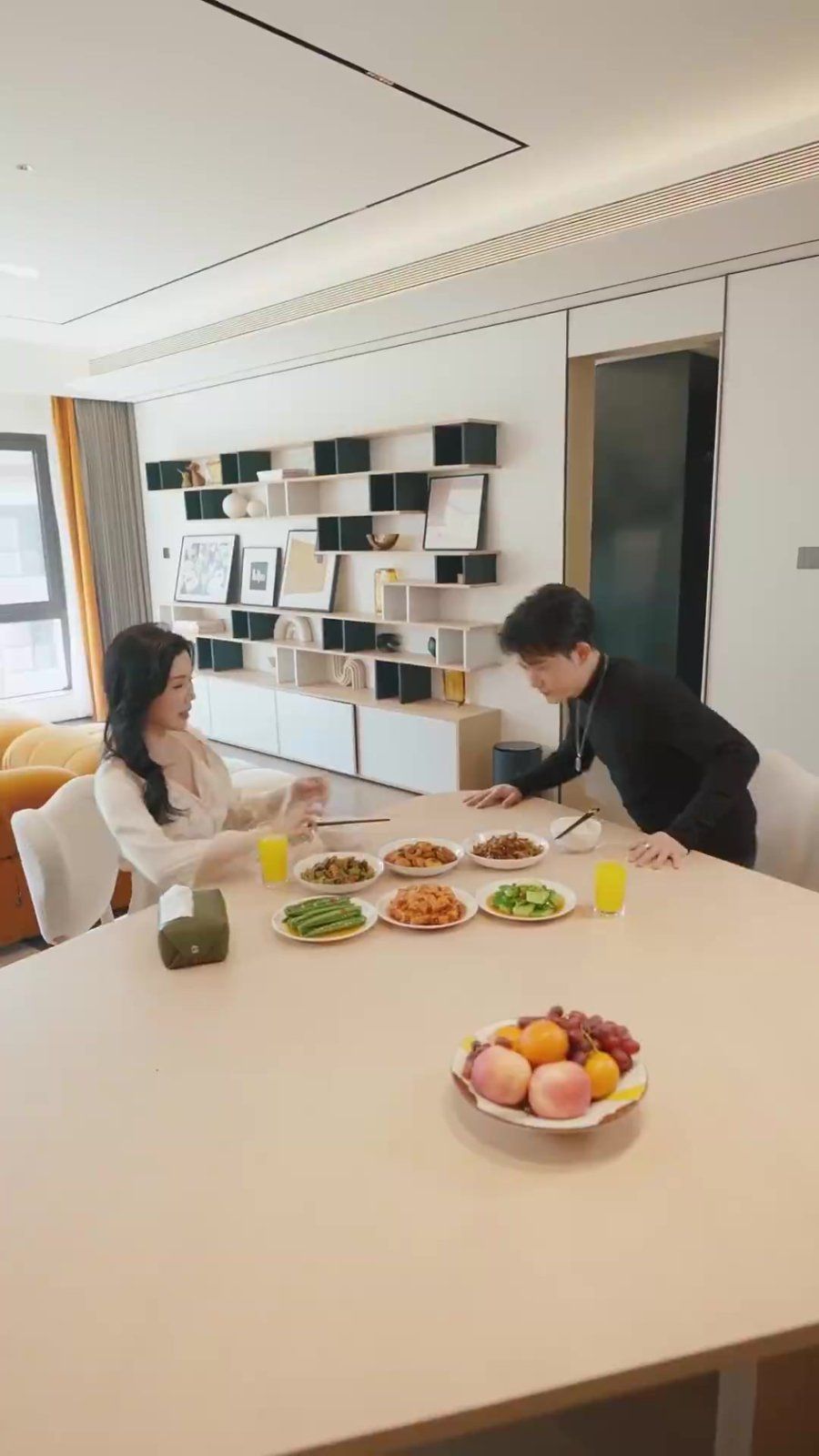 住进阿姨家后，我觉醒了时间暂停 第1-20集