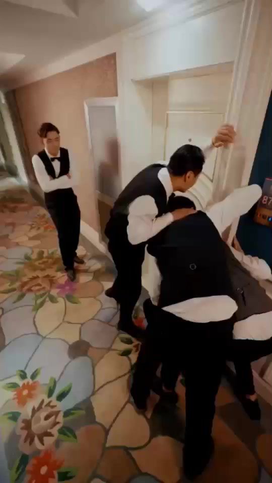 我和七个女神流落荒岛 第21-40集